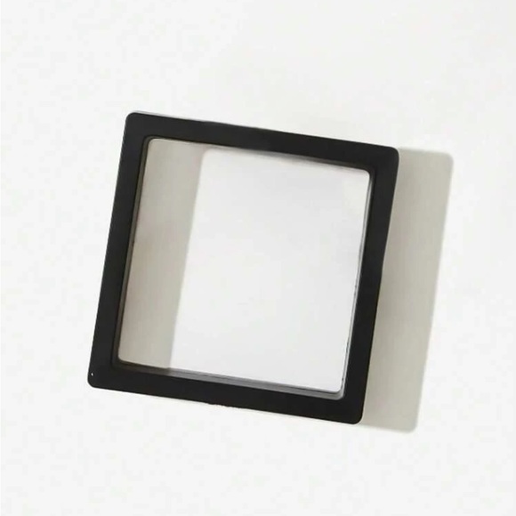 ✨Sterling Silver Bee Earrings - Picture 8 of 9